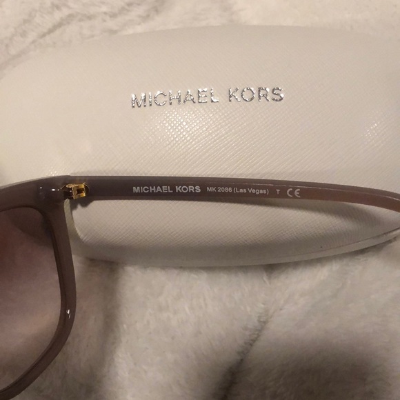 Michael Kors sunglasses - Picture 4 of 5